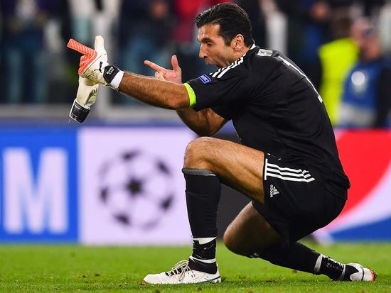 中超三连冠！海港客场1-0英博，加布里埃尔制胜球+进球被吹