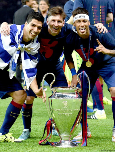 萨索洛2-2比萨，恩佐拉、马蒂奇破门，索尔茨维特读秒绝平