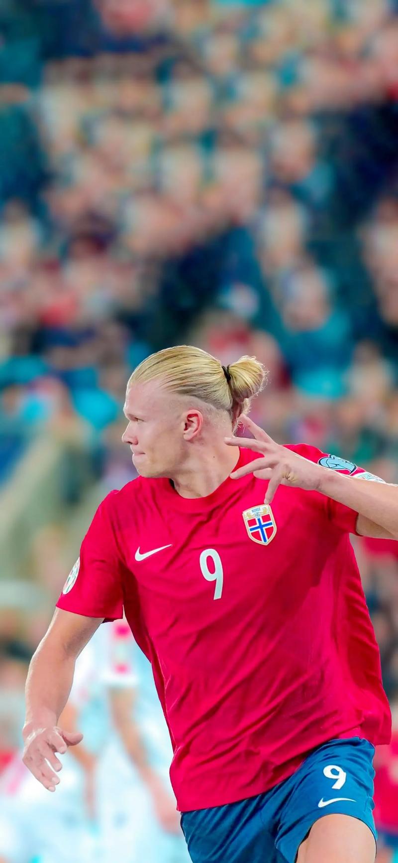 两进两出！贝西洛维奇已经是第二次在同曦下课