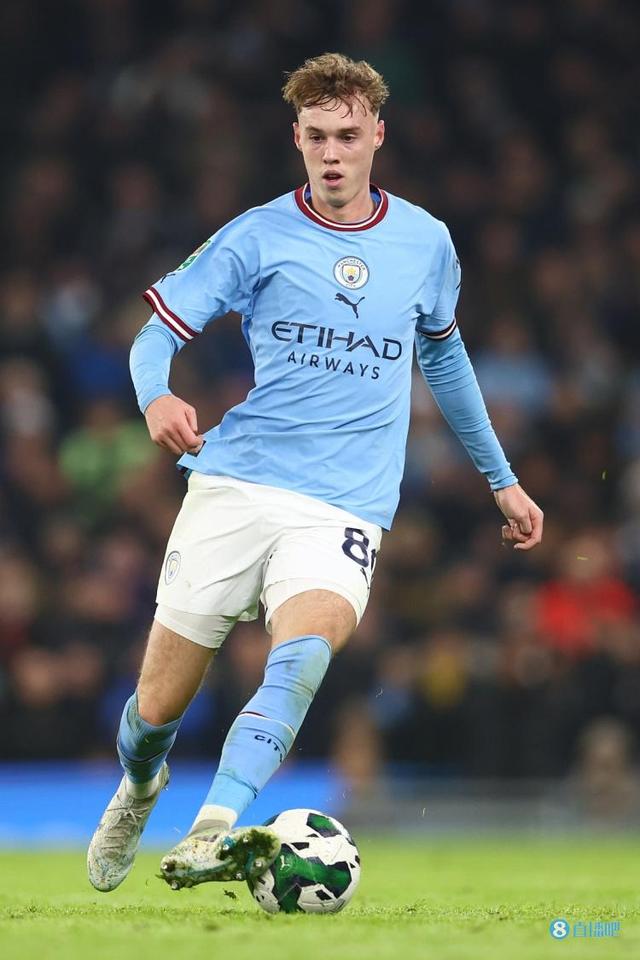 铭记，利物浦在新赛季的名单里仍然保留了若塔