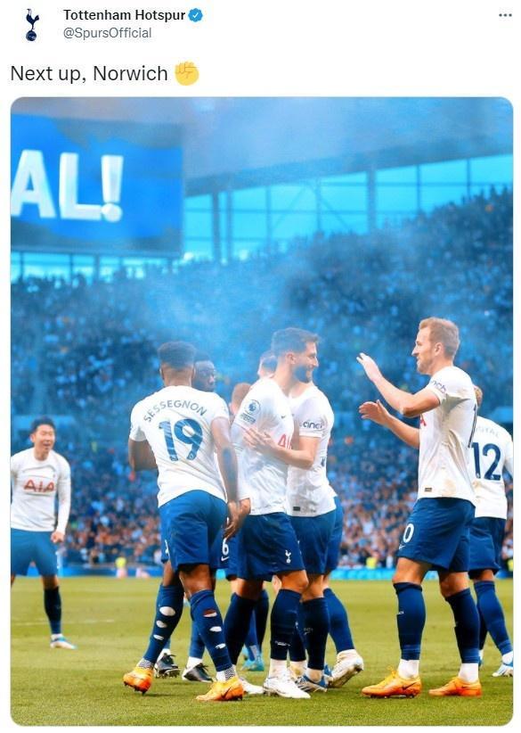 镜报：斯洛特将在48小时内与萨拉赫会面，决定后者未来走向