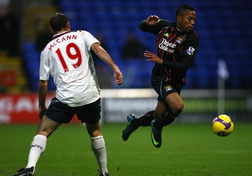 门将长传助攻惊艳全场