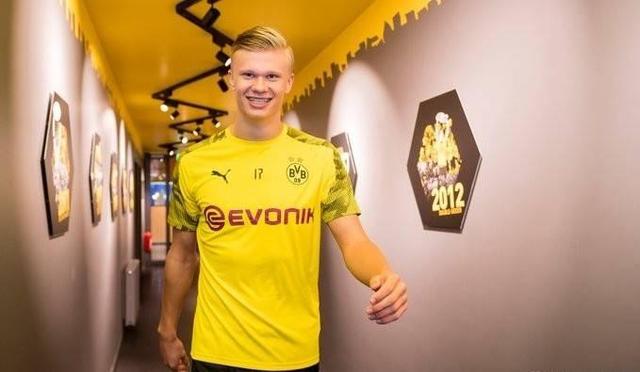 替补球员首秀即得分，成为焦点