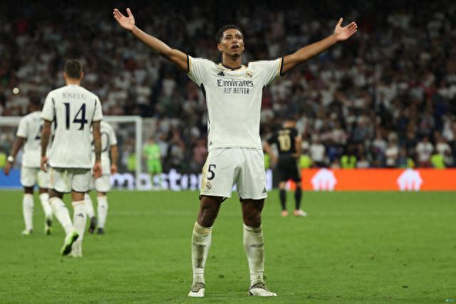 卢伟：上海和香港两大城市比赛很有意义 CBA杯让队伍能够很好地磨合