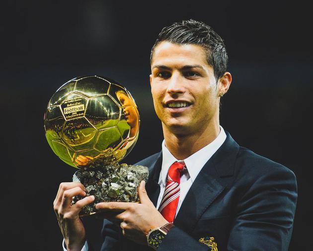 看看谁回来了！今日欧冠对阵闪耀，罗伊斯重返多特主场