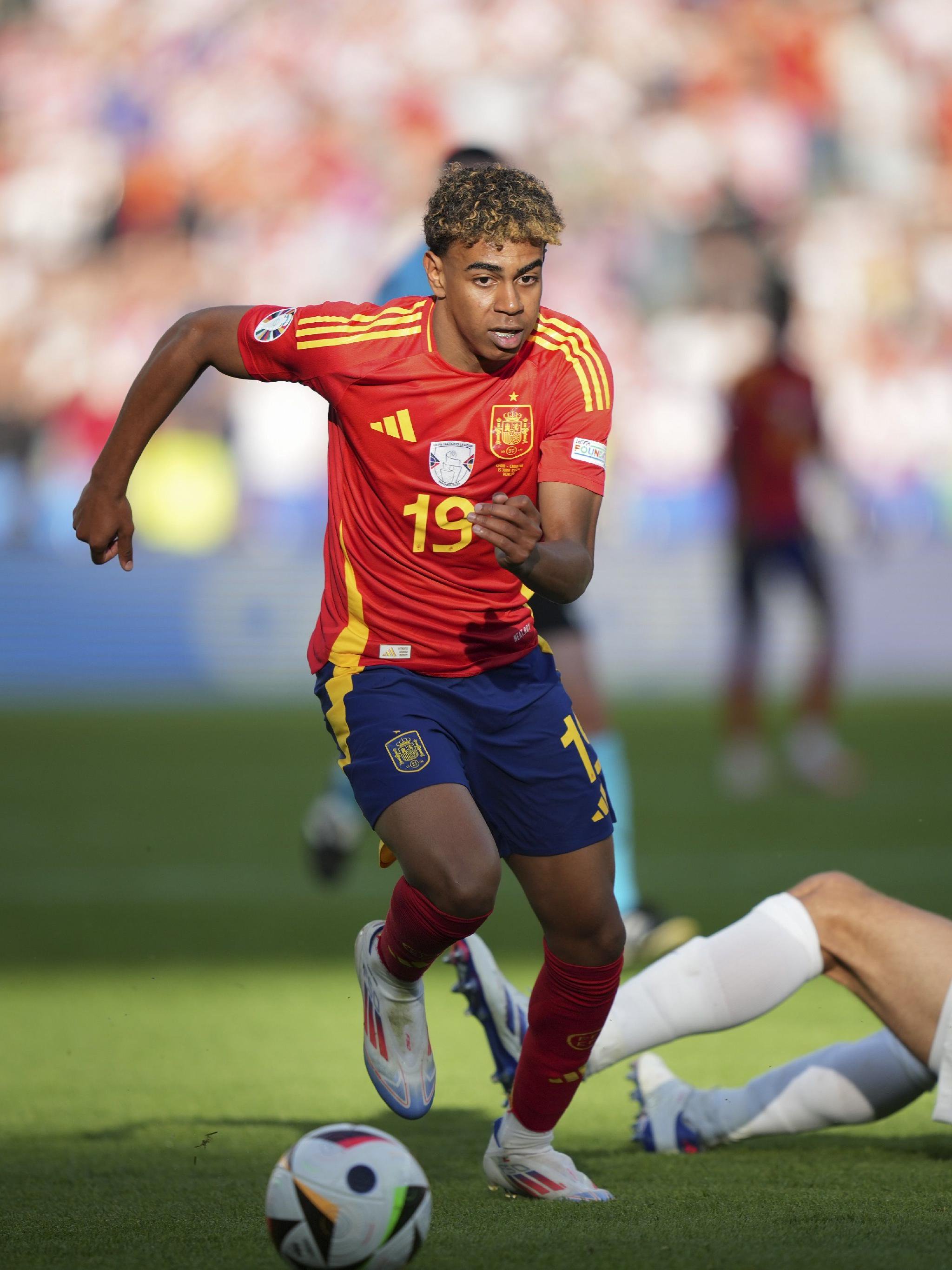 斯帕莱蒂：尤文要像真正的狮子，即便面对小老鼠也要全力以赴