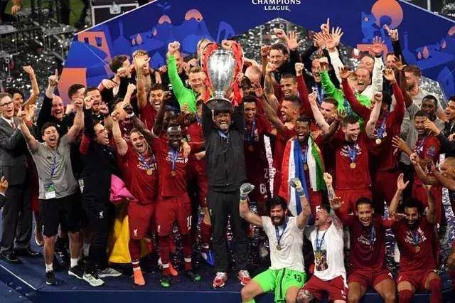 广东启程俱乐部杯！萨姆纳不提裤子，奎因帅气，杨溢也随队出征！